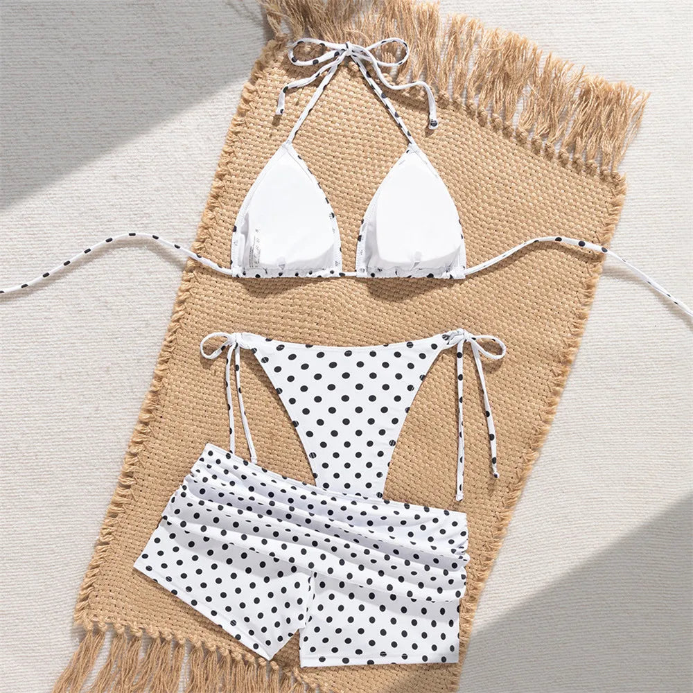 Bikini à petit point avec short